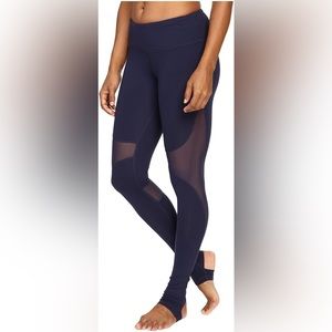 Blue Alo Coast Legging with mesh panels and heel strap, size M